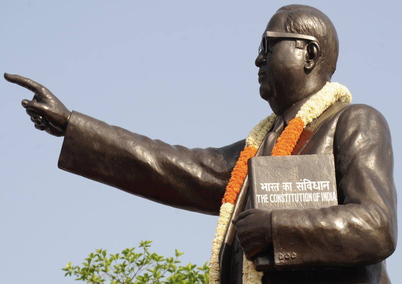 तेलंगाना, आंध्र के सीएम और राज्यपालों ने अंबेडकर को दी श्रद्धांजलि