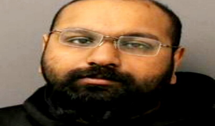 कनाडा में मस्जिद के बाहर धार्मिक अपशब्द कहने के आरोप में शख्स गिरफ्तार