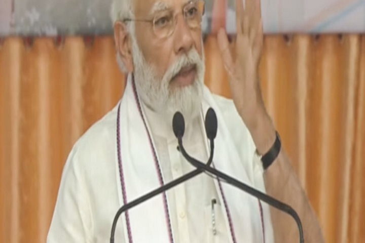प्रधानमंत्री मोदी ने कर्नाटक की जीत के लिए कांग्रेस को दी बधाई