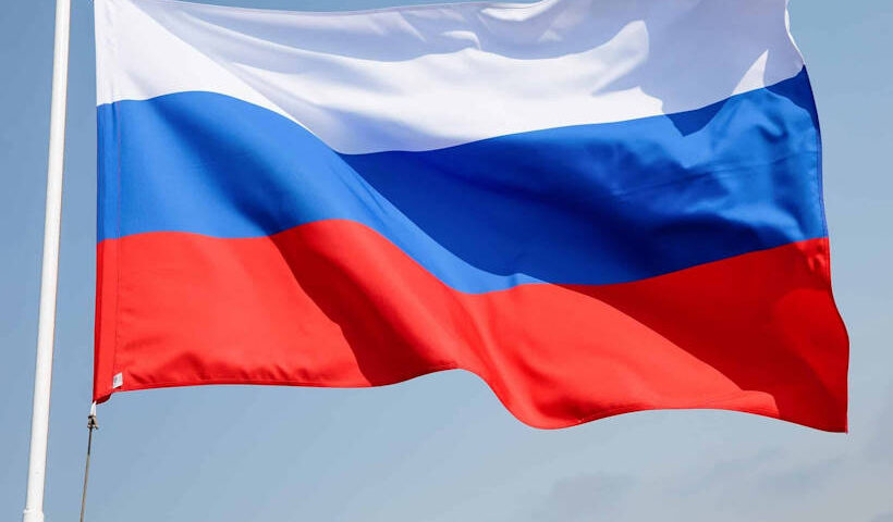 रूस का झंडा