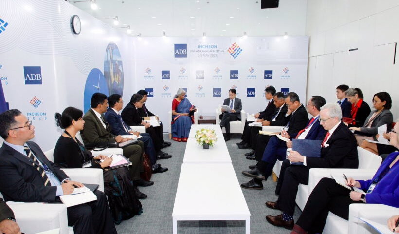 एडीबी प्रमुख से मिलीं सीतारमण, कहा- 'प्रमुख भागीदार बना रहेगा भारत'