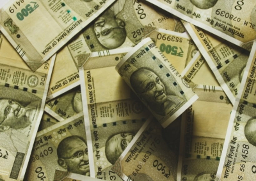 सरकार को अप्रैल में राजस्व के रूप में 1,70,501 करोड़ रुपये मिले