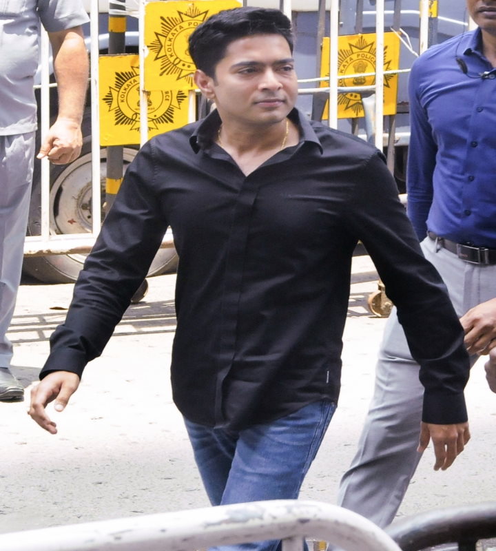 बंगाल भर्ती घोटाला: सुप्रीम कोर्ट का अभिषेक बनर्जी के खिलाफ ईडी, सीबीआई जांच पर रोक से इनकार