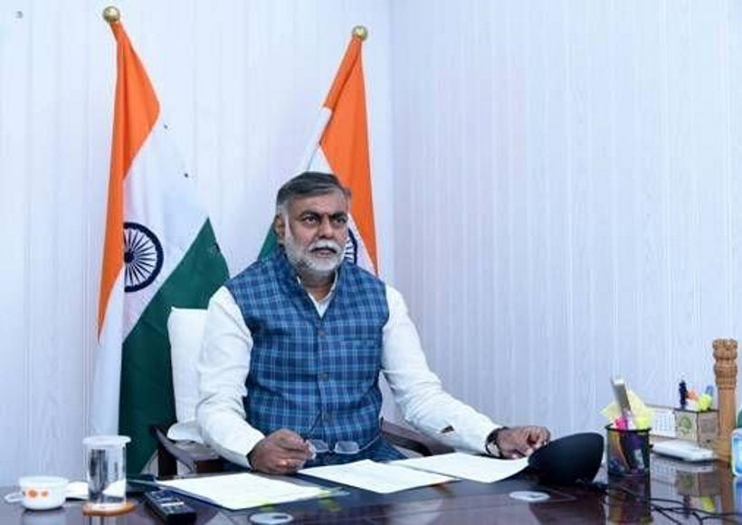 राहुल न तो सांसद हैं और न ही कांग्रेस मान्यता प्राप्त विपक्षी दल, फिर भी सलाह देकर कर रहे हैं धृष्टता - प्रहलाद पटेल