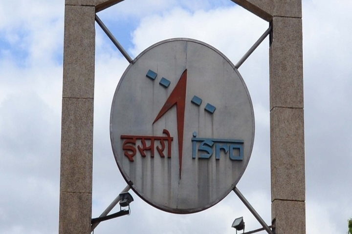 इसरो ने सेमीक्रायोजेनिक इंजन का परीक्षण किया