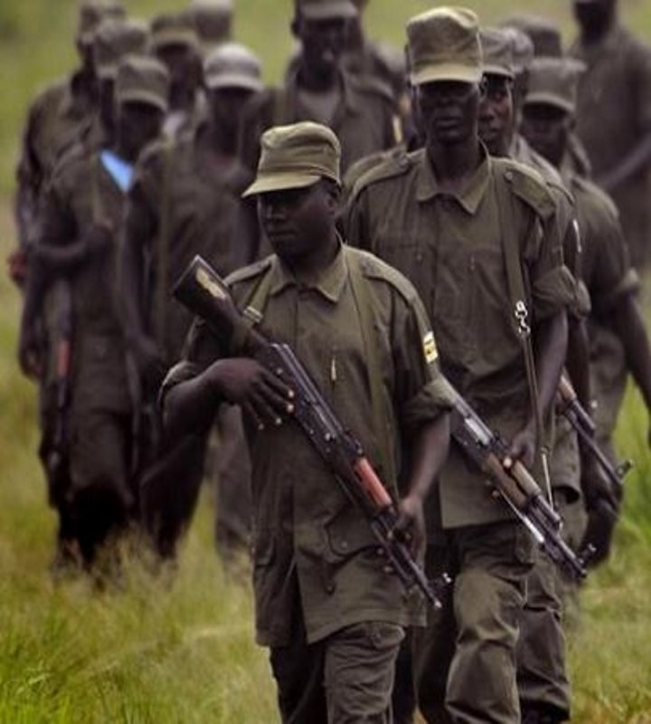 यूगांडा में आईएस से जुड़े आतंकवादियों ने स्कूल पर किया हमला, 40 की मौत