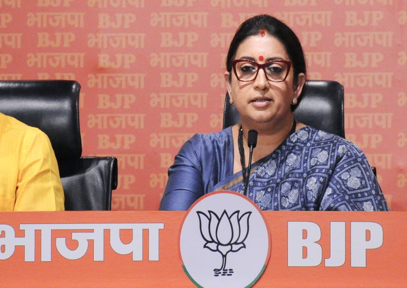 महिला सुरक्षा पर केवल घोषणा करती रही कांग्रेस सरकार- महिलाओं के कल्याण, उत्थान और सुरक्षा को लेकर मोदी सरकार ने किया काम - स्मृति ईरानी