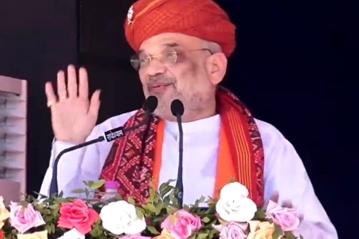 मोदी सरकार सहकारी समितियों को मजबूत बनाने के लिए प्रतिबद्ध: शाह