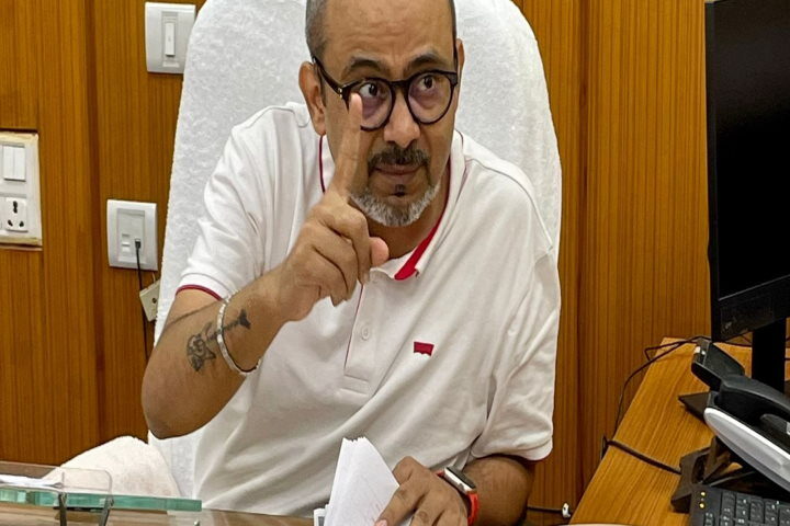 आप ने कांग्रेस पर दिल्ली अध्यादेश विवाद पर समर्थन नहीं करने का आरोप लगाया