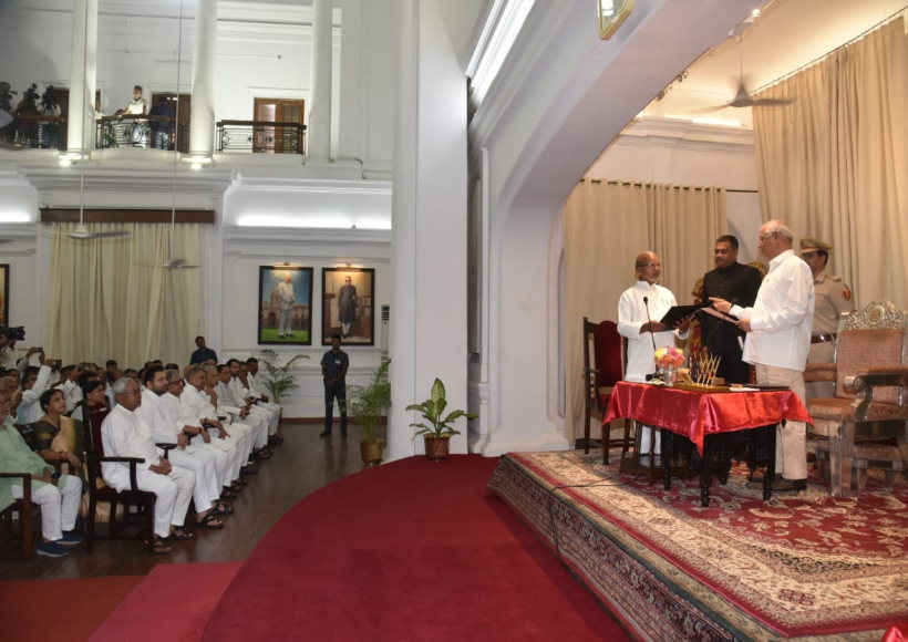 नीतीश मंत्रिमंडल का विस्तार, रत्नेश सदा बने मंत्री