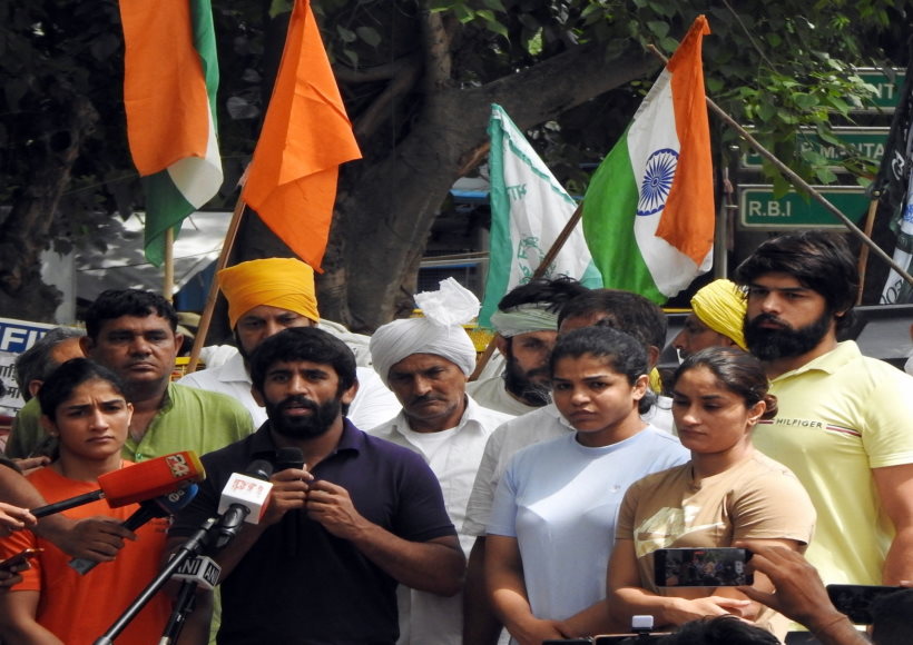 आईओसी ने पहलवानों के खिलाफ पुलिस कार्रवाई की निंदा की, आईओए से एथलीटों की सुरक्षा करने का आग्रह किया