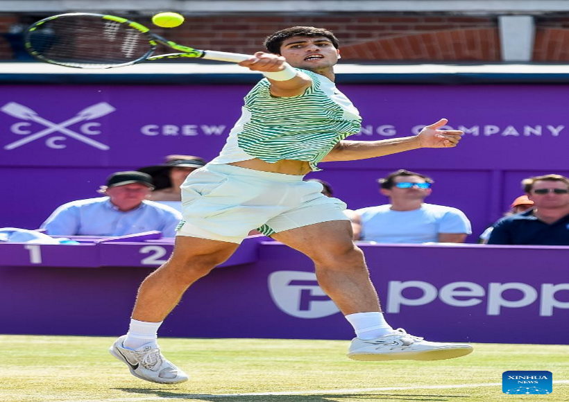 अल्कराज ने ग्रास कोर्ट पर अपना पहला खिताब जीता