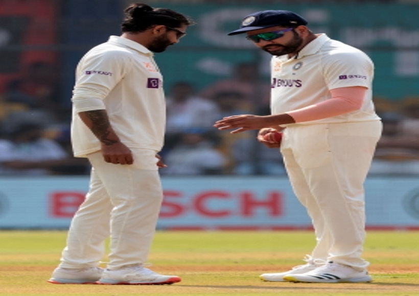 भारत ने टॉस जीतकर पहले गेंदबाजी का फैसला किया