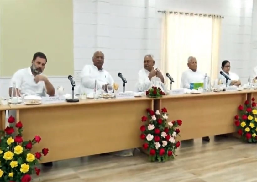 पटना में विपक्षी दलों की बैठक शुरू, राहुल, ममता, केजरीवाल सहित कई नेता शामिल