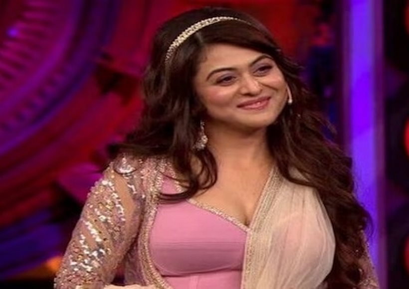 'बिग बॉस ओटीटी 2' शीज़ान के बारे में बात करते हुए भावुक हुईं फलक नाज