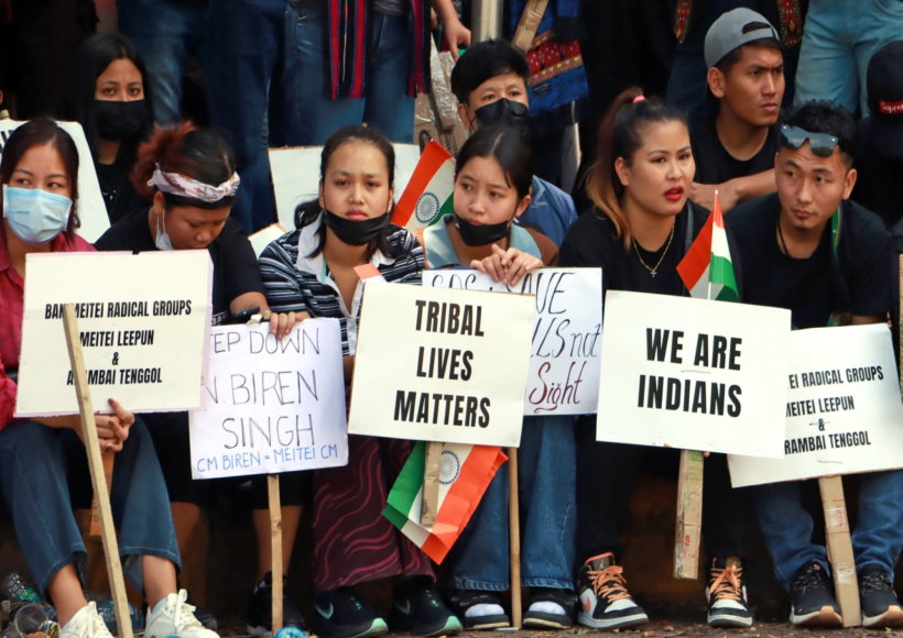 अमित शाह के आवास के बाहर कुकी महिलाओं का प्रदर्शन, हिरासत में ली गईं