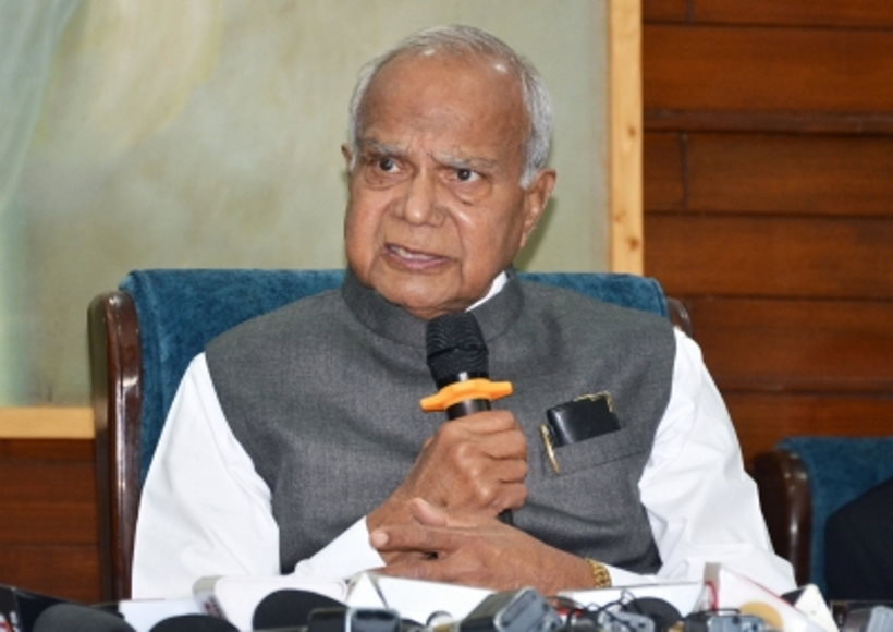 जब तक पंजाब में हूं, सरकारी हेलीकॉप्टर का इस्तेमाल नहीं करूंगा : राज्यपाल