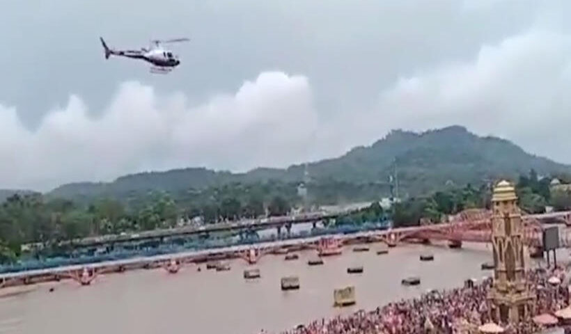 haridwar kanwariya pushpa varsha