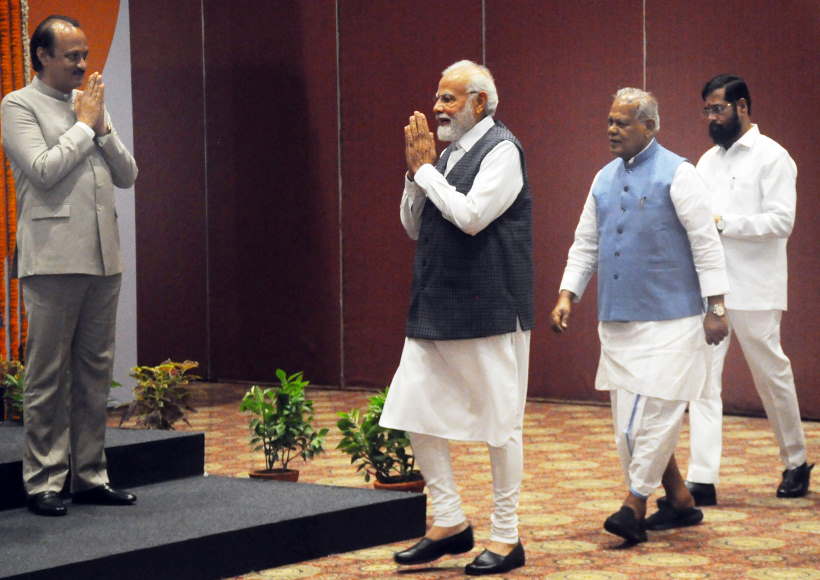 पीएम मोदी से मिले अजित पवार और प्रफुल्ल पटेल, शाह और नड्डा भी रहे मौजूद