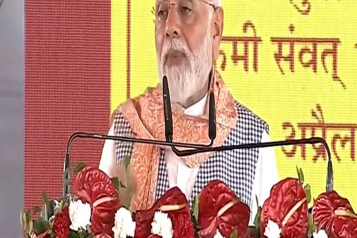 पीएम बोले लोगों को हैरान कर देगी गीता प्रेस से प्रकाशित पुस्तकों की संख्या