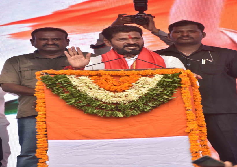 तेलंगाना कांग्रेस प्रमुख की किसानों के लिए मुफ्त बिजली को लेकर टिप्पणी पर बवाल