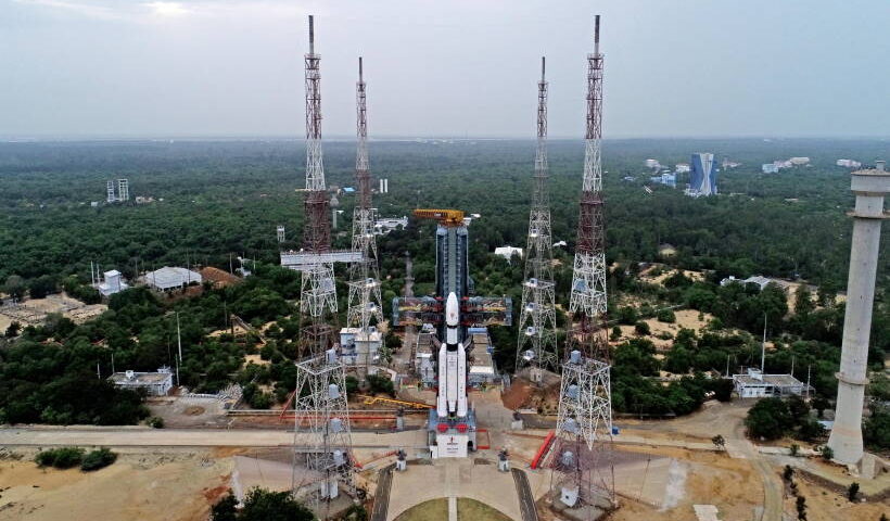 भारत के चंद्रमा मिशन-3 के लिए उलटी गिनती शुरू होने की तैयारी पूरी