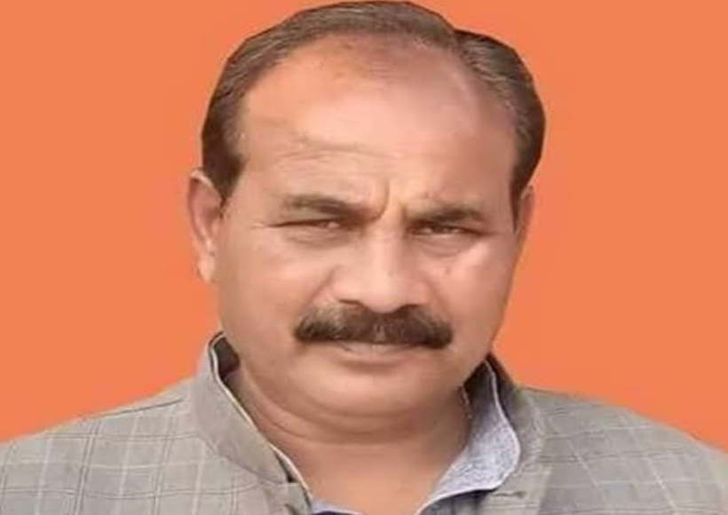 सपा विधायक दारा सिंह चौहान ने दिया इस्तीफा