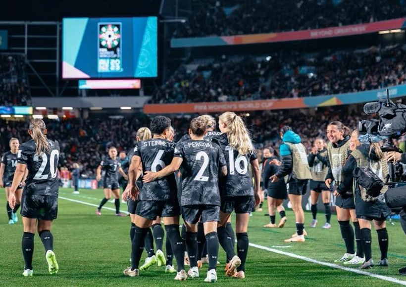 न्यूजीलैंड ने 'प्रेरणादायक' महिला फुटबॉल टीम की सराहना की