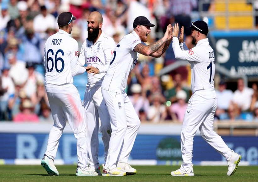 स्टोक्स, गेंदबाजों ने ऑस्ट्रेलिया के खिलाफ तीसरे टेस्ट में इंग्लैंड को जिंदा रखा