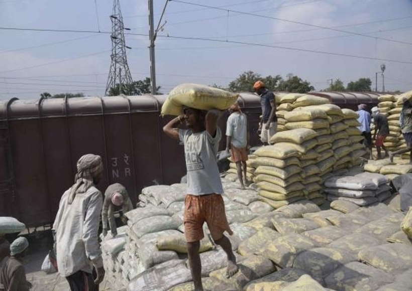 अंबुजा सीमेंट्स ने 5,000 करोड़ में सांघी इंडस्ट्रीज का किया अधिग्रहण