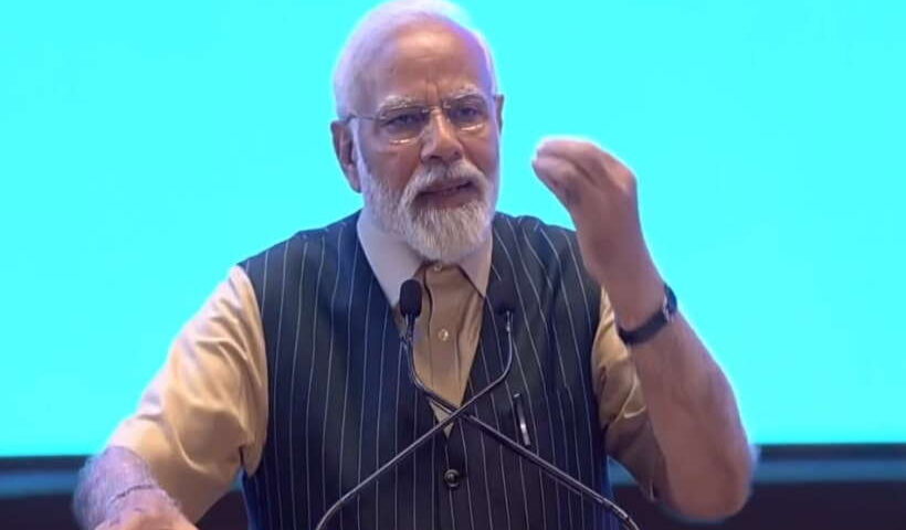 प्रधानमंत्री नरेंद्र मोदी
