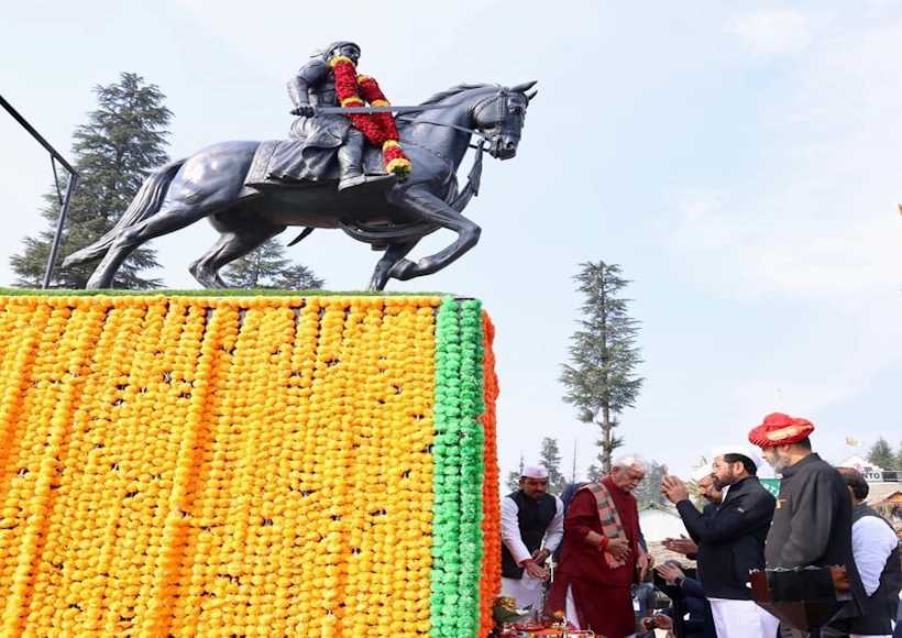 (Pic credit mieknathshinde "X")