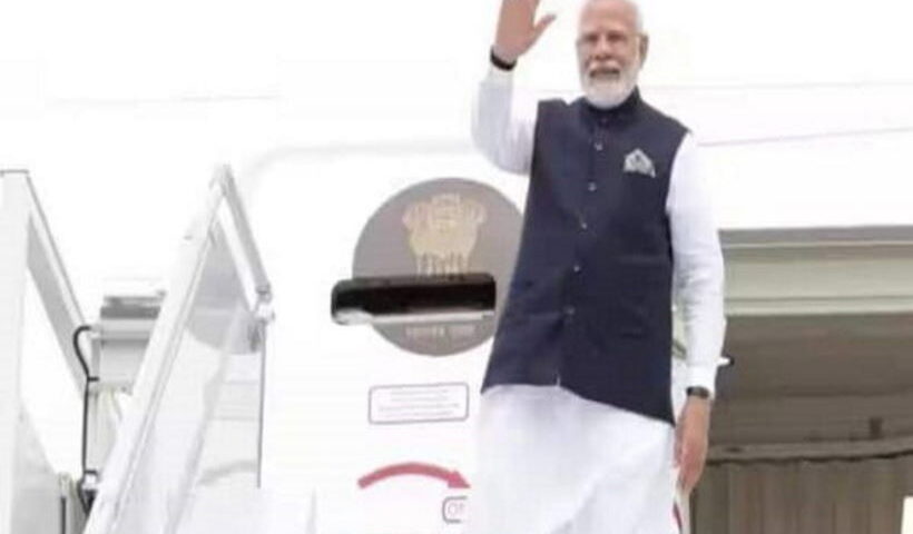प्रधानमंत्री नरेंद्र मोदी