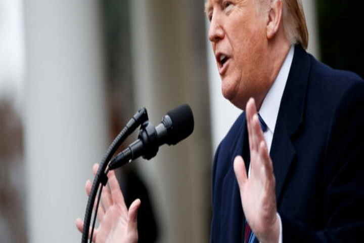 डोनाल्ड ट्रंप