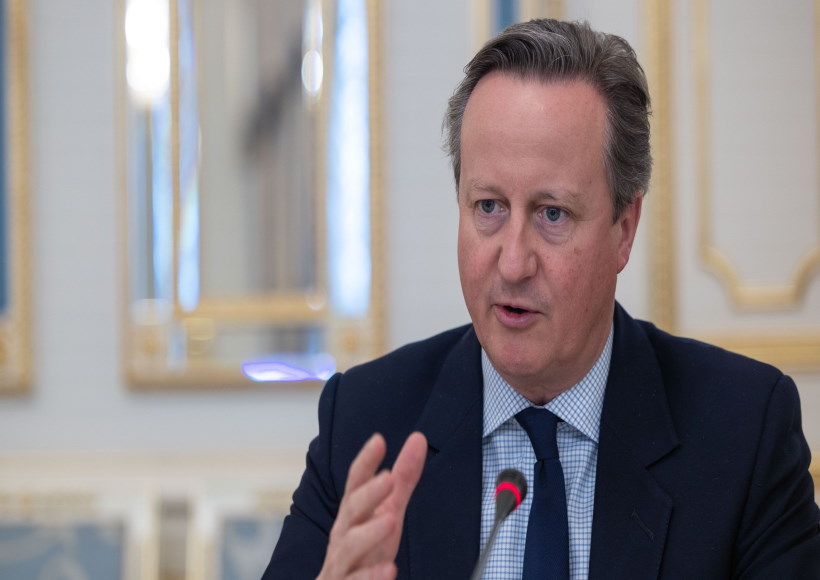 ब्रिटेन के पूर्व प्रधानमंत्री डेविड कैमरन (तस्वीर क्रेडिट@airnewsalerts)