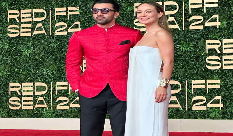 अभिनेत्री ओलिविया वाइल्ड और रणबीर कपूर (तस्वीर क्रेडिट@Varun_RK88)