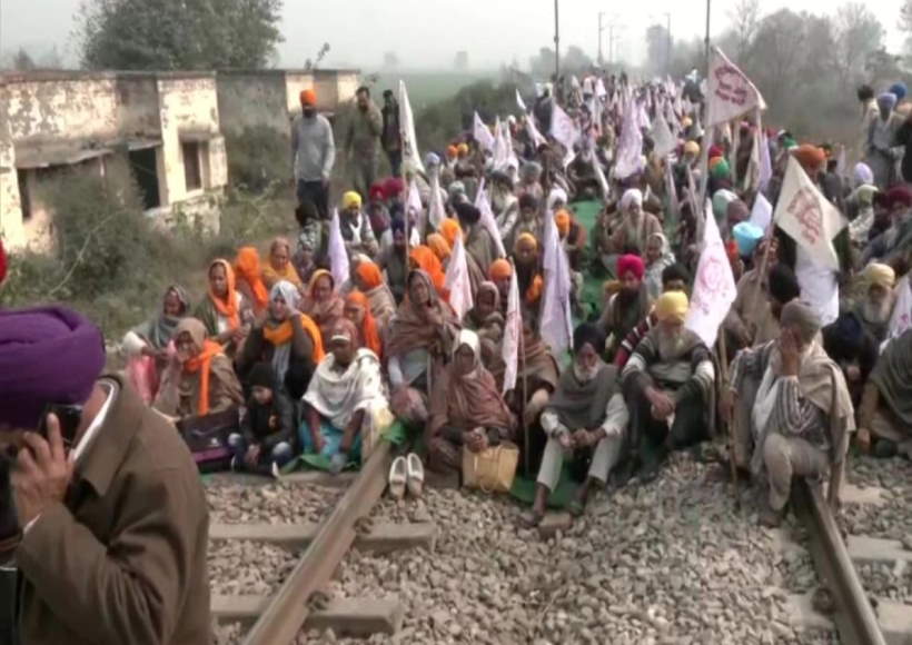 पंजाब में किसान आंदोलन (तस्वीर क्रेडिट@Murti_Nain)