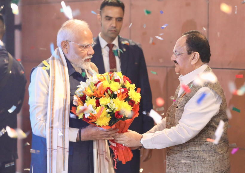 पीएम मोदी और जेपी नड्डा (तस्वीर क्रेडिट@satyaitrc)