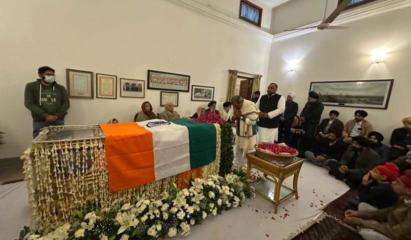 पूर्व प्रधानमंत्री डॉ. मनमोहन सिंह (तस्वीर क्रेडिट@sunilbharala)