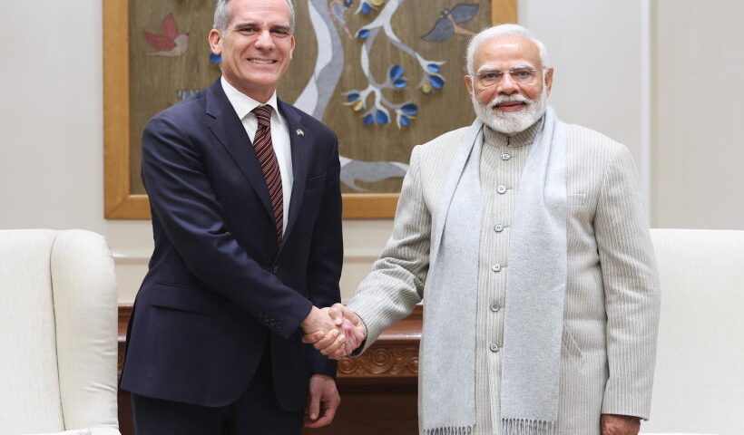 एरिक गार्सेटी और पीएम मोदी (तस्वीर क्रेडिट@USAmbIndia)