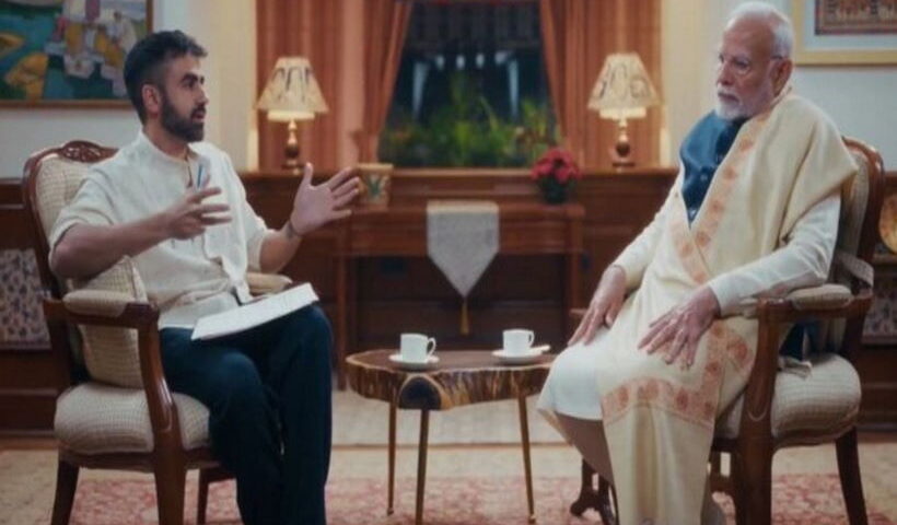 प्रधानमंत्री नरेंद्र मोदी और जीरोधा के सह-संस्थापक निखिल कामथ (तस्वीर क्रेडिट@Jansatta)