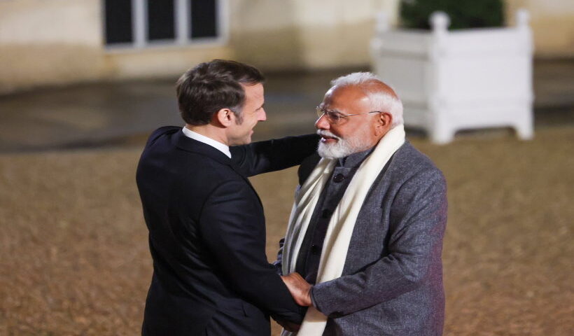 प्रधानमंत्री नरेंद्र मोदी और फ्रांस के राष्ट्रपति इमैनुएल मैक्रों (तस्वीर क्रेडिट@sengarlive)