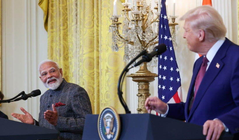 अमेरिकी राष्ट्रपति डोनाल्ड ट्रंप और प्रधानमंत्री नरेंद्र मोदी (तस्वीर क्रेडिट@sengarlive)