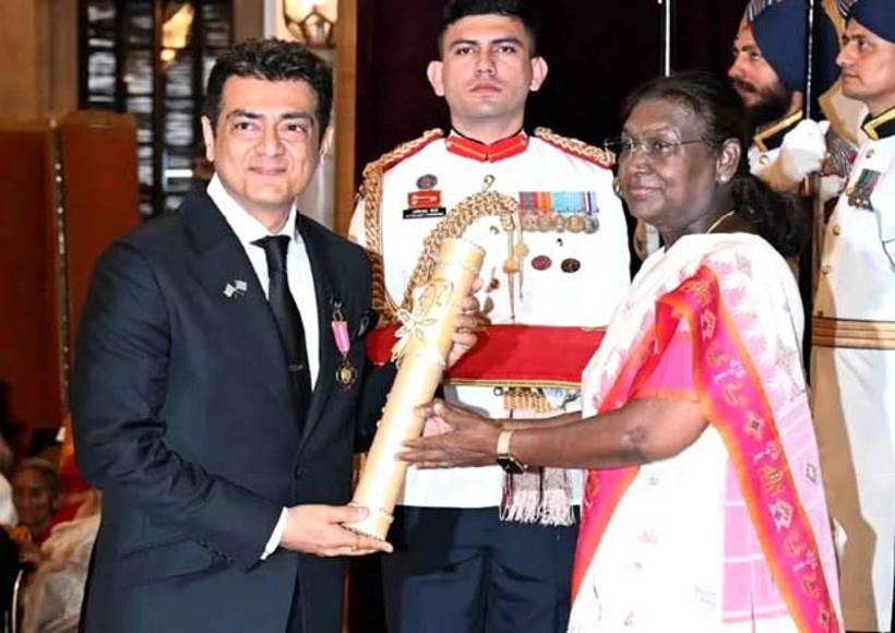 अजित कुमार को राष्ट्रपति द्रौपदी मुर्मू से पद्म भूषण प्राप्त हुआ