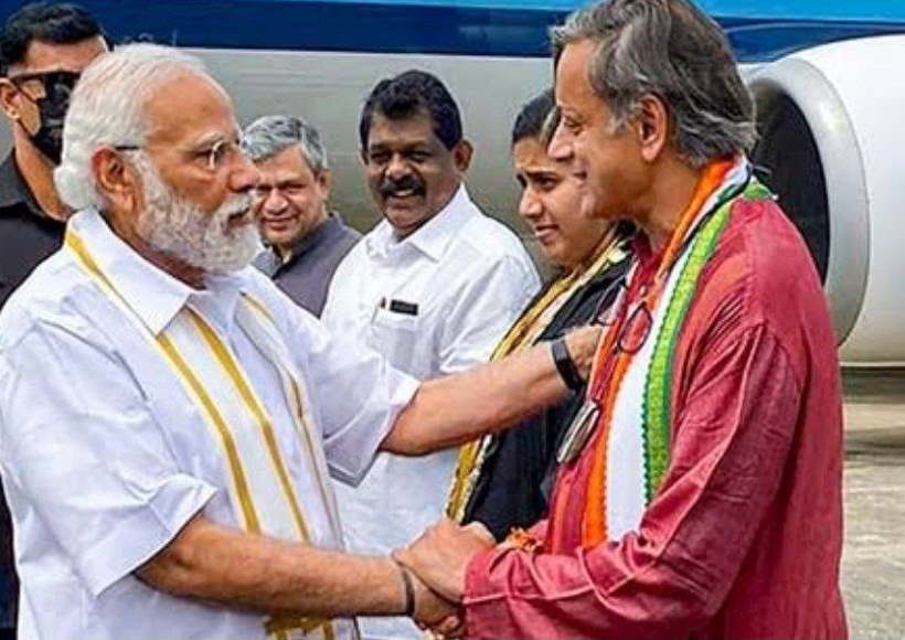 प्रधानमंत्री नरेंद्र मोदी,शशि थरूर (तस्वीर क्रेडिट@NituTiw81600052)
