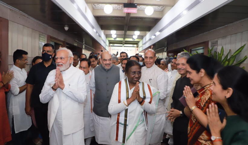 प्रधानमंत्री मोदी,राष्ट्रपति मुर्मू,अमित शाह (तस्वीर क्रेडिट@AmitShah)
