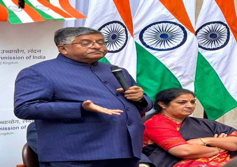 रविशंकर प्रसाद (तस्वीर क्रेडिट@DnDwivedi13)