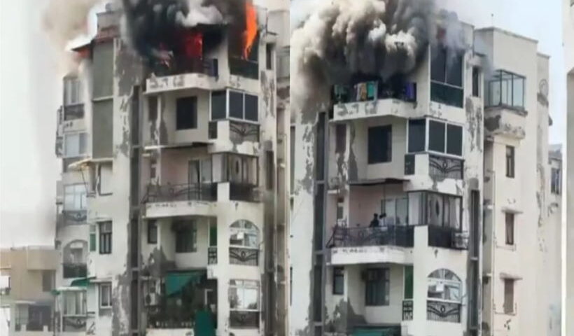 दिल्ली में द्वारका स्थित ‘शब्द अपार्टमेंट’ में लगी भीषण आग (तस्वीर क्रेडिट@Royal_atul_rana)