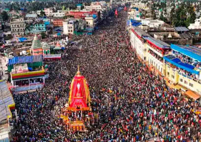 पुरी में रथयात्रा