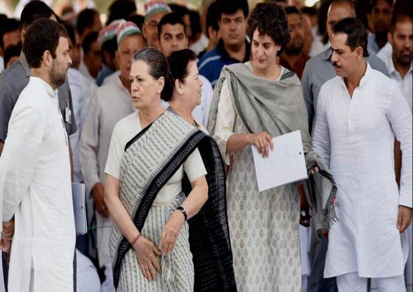 रॉबर्ट वाड्रा को नोटिस जारी करने पर अदालत का फैसला 2 अगस्त तक टला (तस्वीर क्रेडिट@AshwiniUpadhyay)